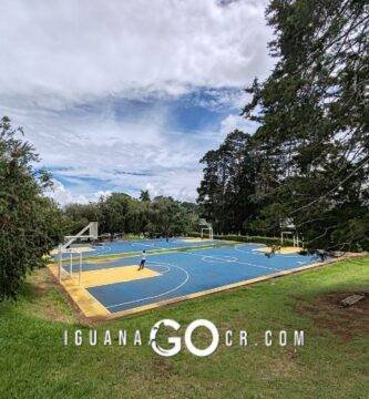 Laguna de Doña Ana - Cartago - Costa Rica - IguanaGo